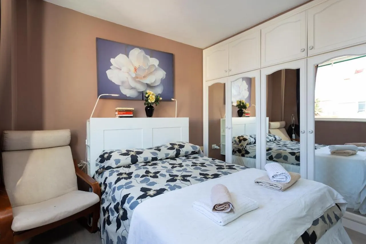Home2Book Charming Sea Front House El Escobonal