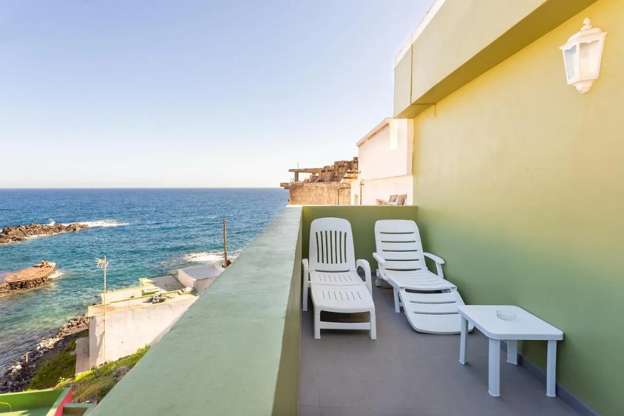 Home2Book Charming Sea Front House El Escobonal 0*,